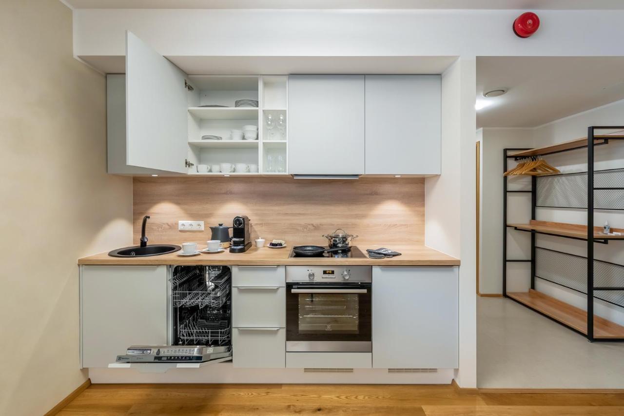 Gustav Apartments - City Center Comfort Tartu Bagian luar foto