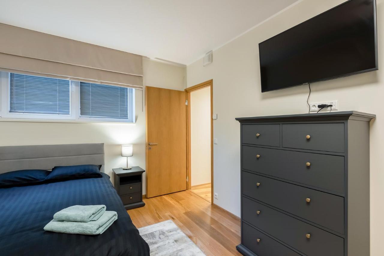 Gustav Apartments - City Center Comfort Tartu Bagian luar foto