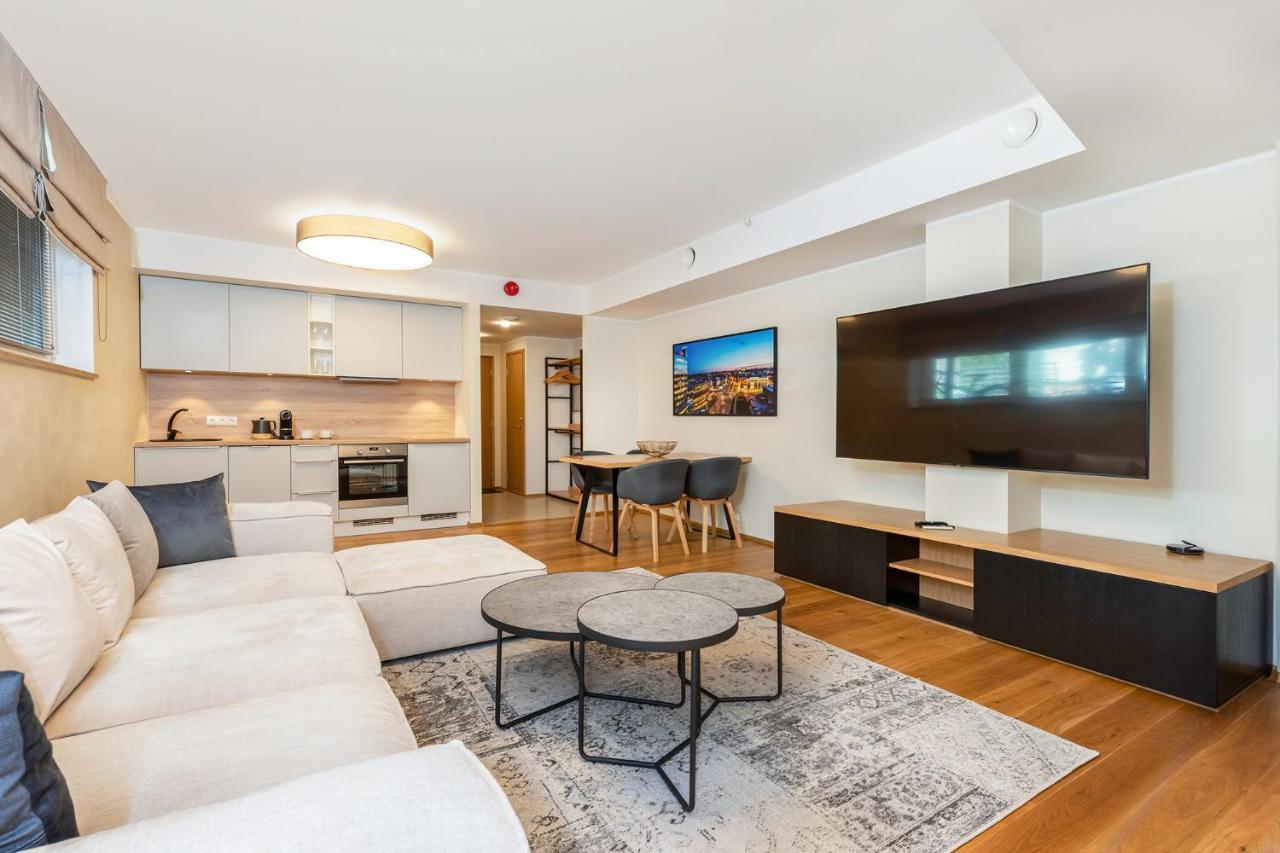 Gustav Apartments - City Center Comfort Tartu Bagian luar foto